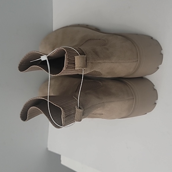 Steve Madden Hayle Womens Stretch Ankle Chelsea Boots - Picture 6 of 8